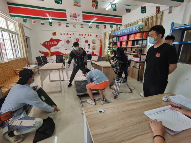 追星女孩心理学分析报告：金阳县广告片拍摄公司揭秘饭圈应援式传播逻辑